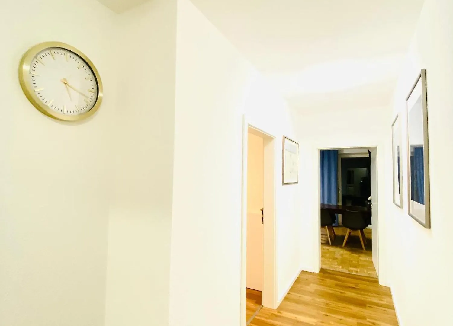 Welcometomessepremium Three Bedroom Apartment Hannover Németország